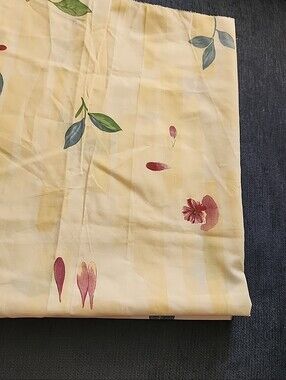 Vintage 80s  Crosscill Botanica Yellow Floral  Fabric L72"xW60"